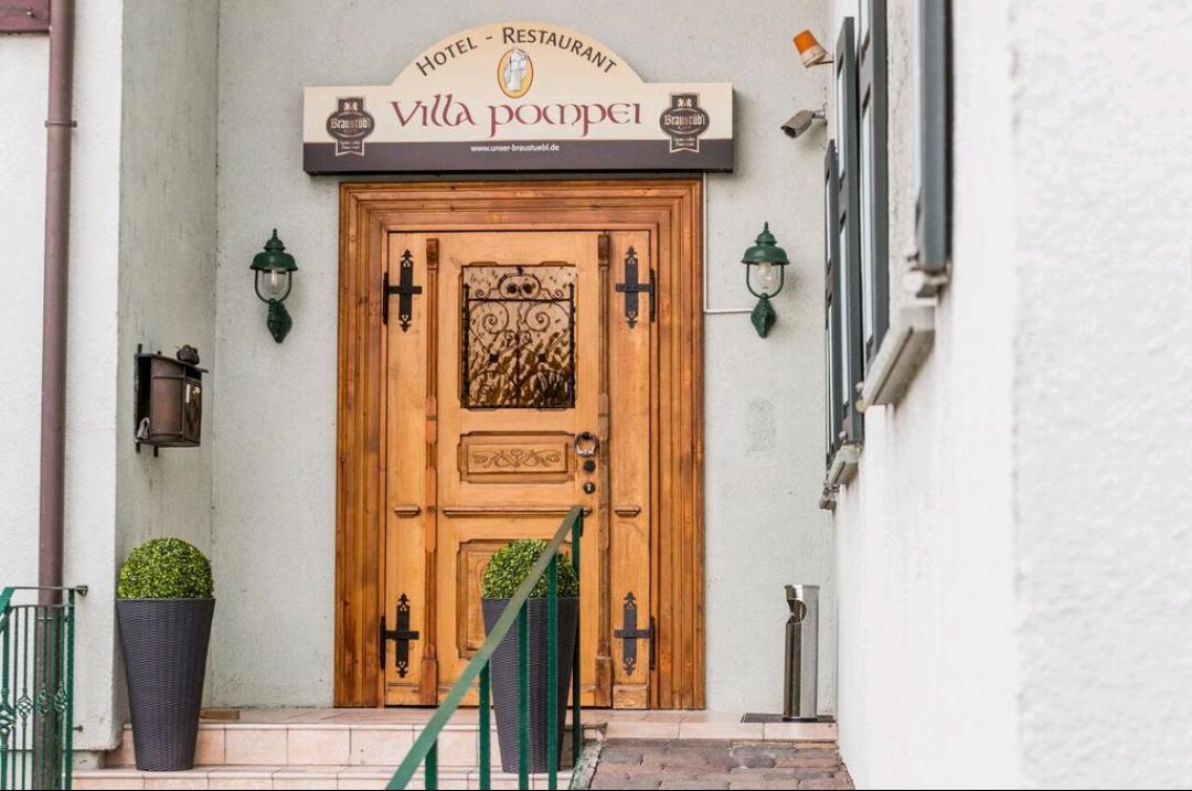Villa Pompei Astheim Exterior photo